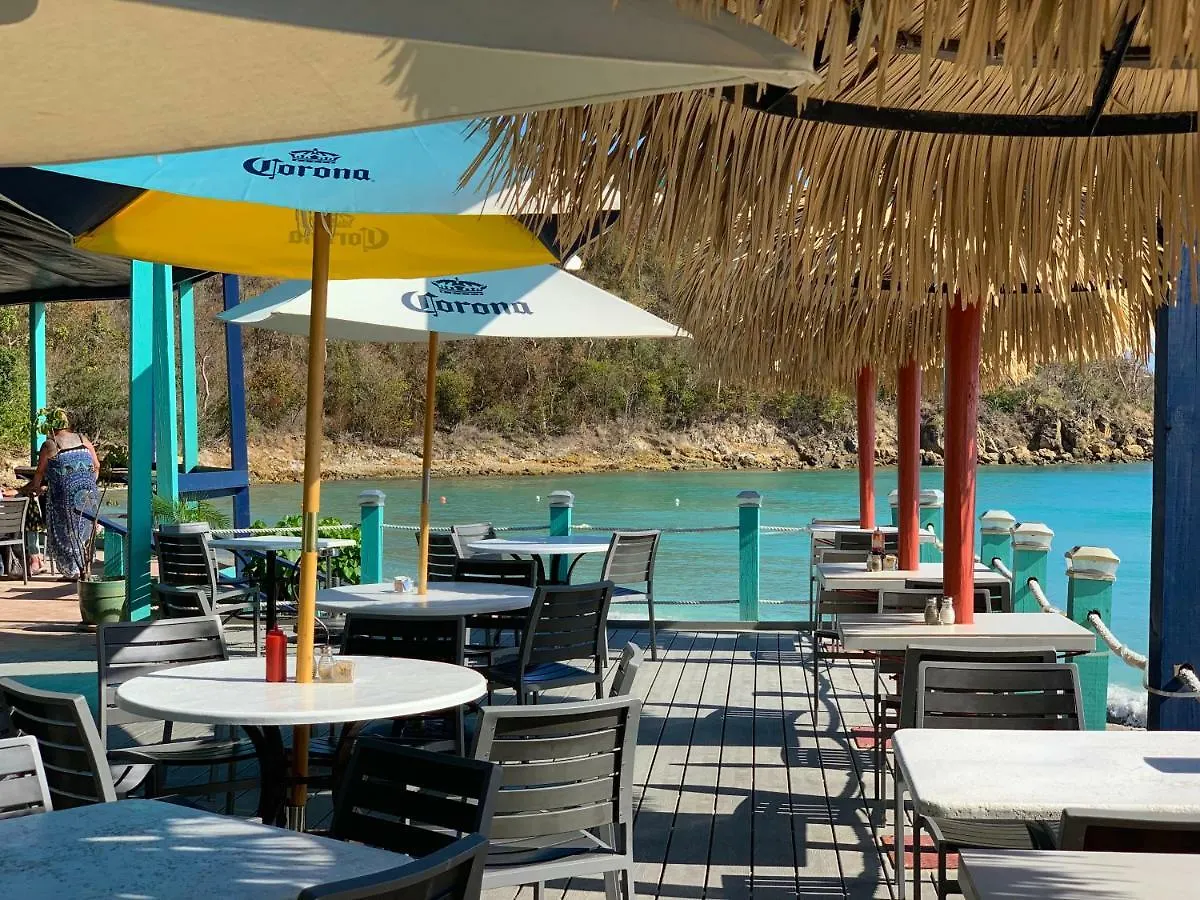 Emerald Beach Resort Altona 3*,