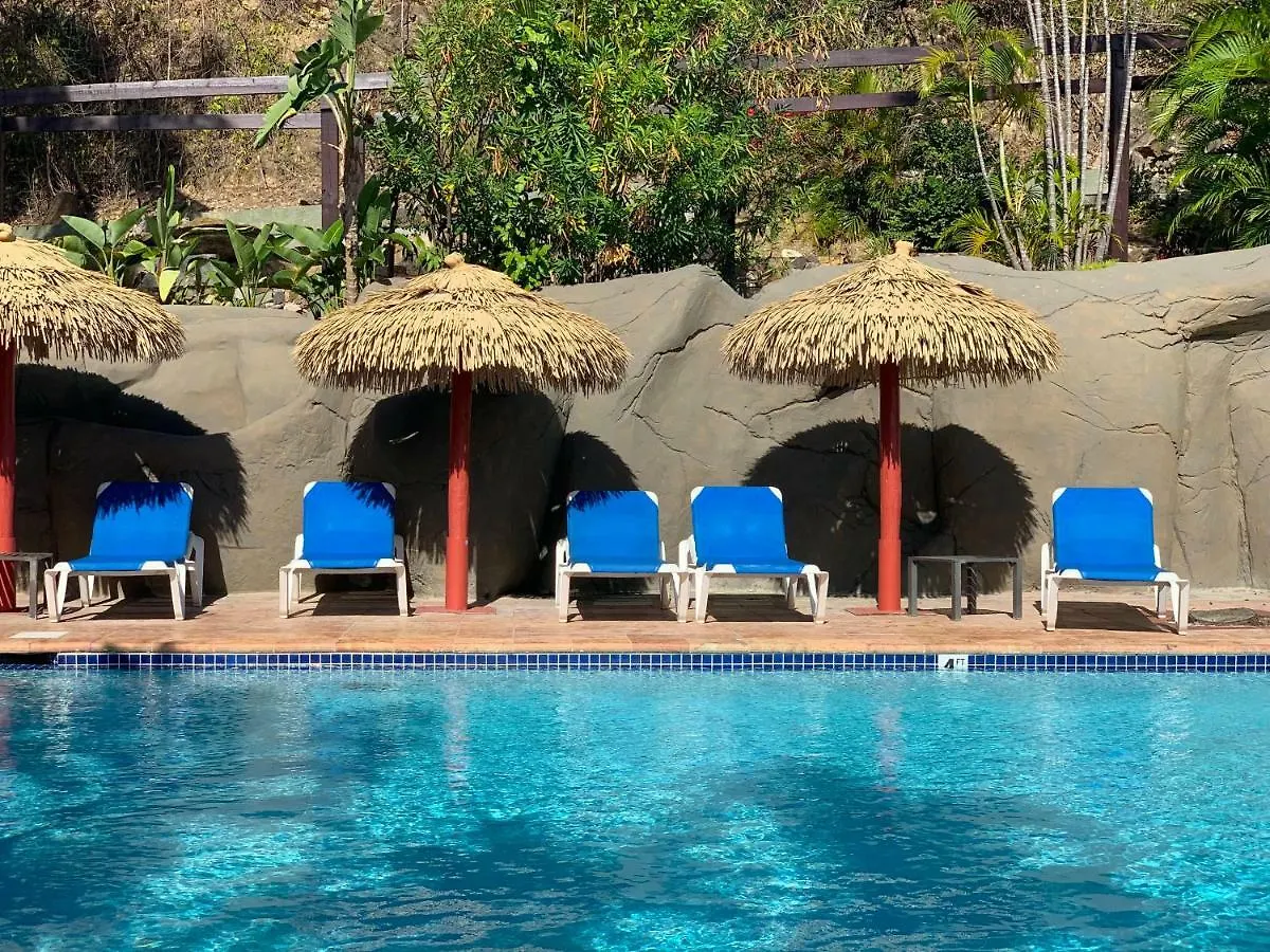 Emerald Beach Resort Altona